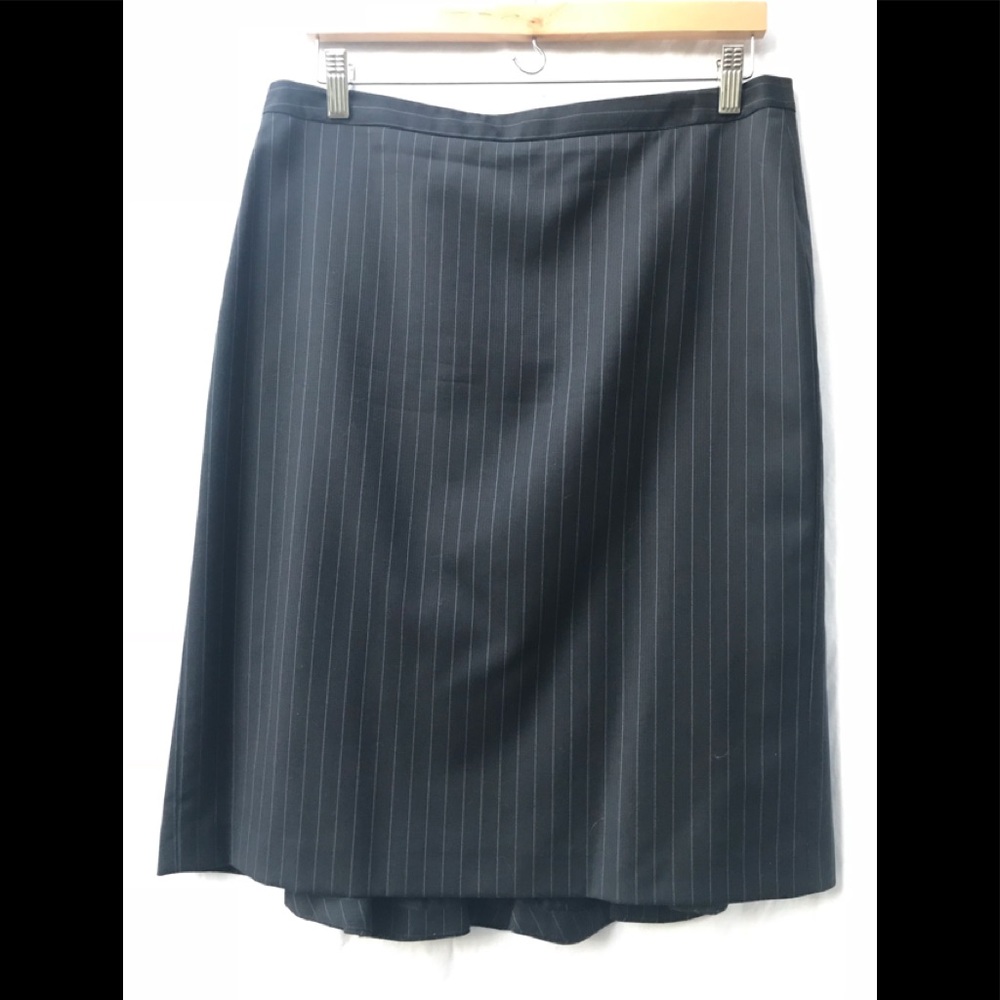 J.Crew navy blue pinstriped skirt